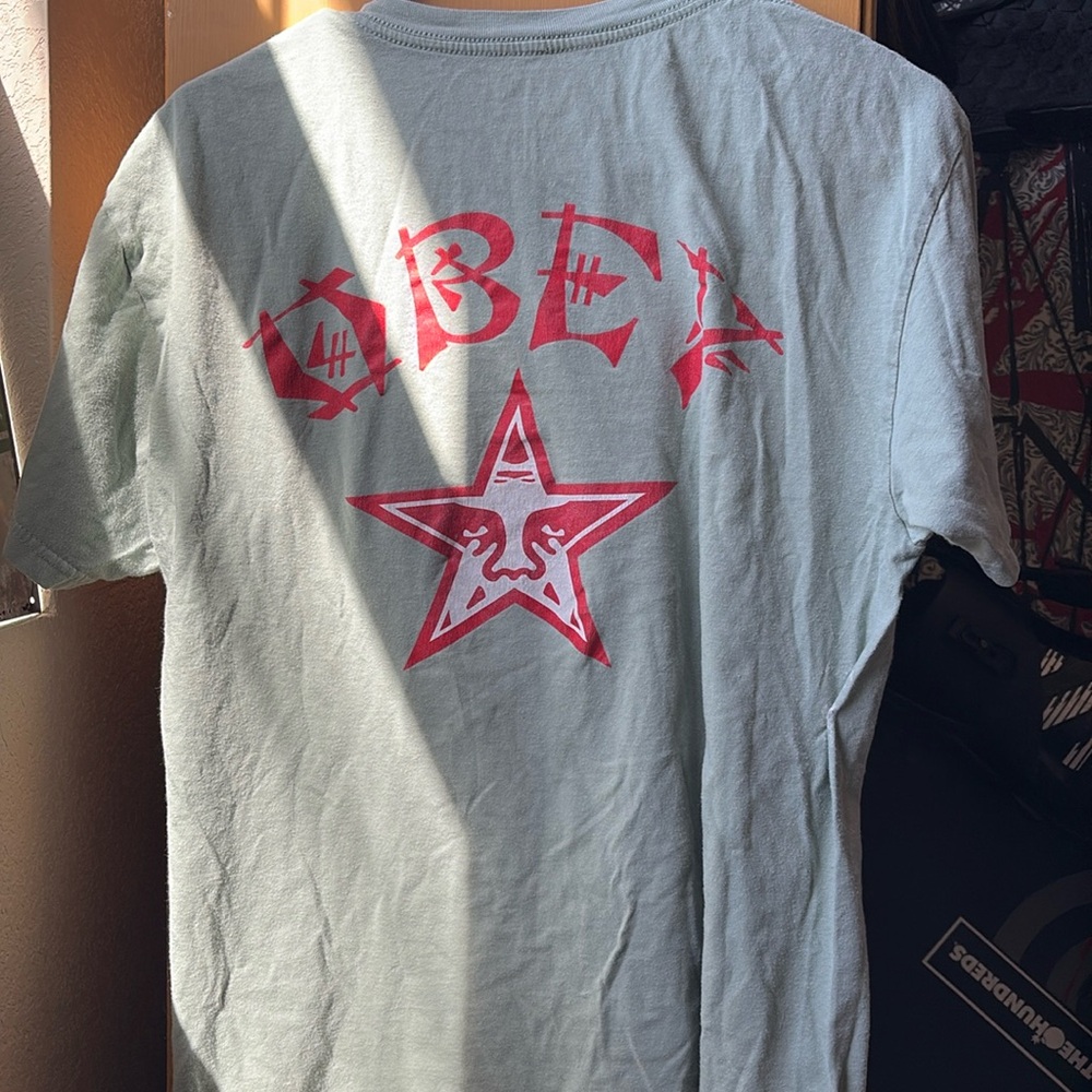 Men’s medium Obey tshirt
